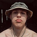 Знакомства: Рома, 22 года, Донецк