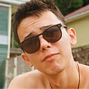 Знакомства: Андрей, 27 лет, Владивосток