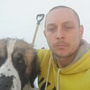 Знакомства: Толик, 33 года, Красноуфимск