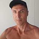 Знакомства: Евгений, 39 лет, Омск