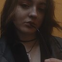 Знакомства: Лена, 19 лет, Нижний Тагил