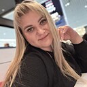 Знакомства: Анастасия, 23 года, Омск