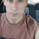 Знакомства: Максим, 30 лет, Снежное