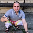 Знакомства: Виктор, 32 года, Томск