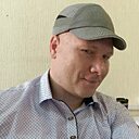 Знакомства: Максим, 34 года, Северск