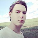 Знакомства: Евгений, 24 года, Омск