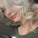 Знакомства: Карина, 26 лет, Санкт-Петербург
