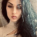 Знакомства: Анюта, 37 лет, Симферополь