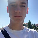 Знакомства: Евгений, 21 год, Лабинск
