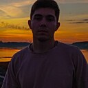 Знакомства: Vitaly, 22 года, Кемерово