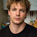 Знакомства: Ми, 25 лет, Астана