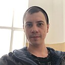 Знакомства: Николай, 24 года, Среднеуральск