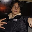 Знакомства: Александр, 19 лет, Москва