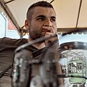 Знакомства: Гарик, 30 лет, Донецк