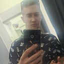 Знакомства: Денис, 22 года, Миллерово