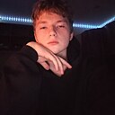 Знакомства: Артём, 18 лет, Троицк