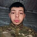 Знакомства: Валера, 22 года, Омск