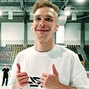 Знакомства: Виктор, 23 года, Электросталь