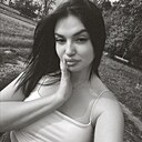 Знакомства: Ксюша, 22 года, Лида