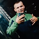Знакомства: Павел, 27 лет, Владивосток