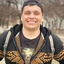 Знакомства: Владислав, 26 лет, Алмалык