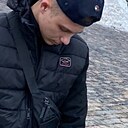 Знакомства: Danil, 21 год, Магадан