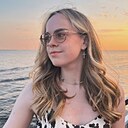 Знакомства: Полина, 22 года, Москва