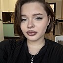Знакомства: Вика, 21 год, Санкт-Петербург