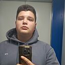 Знакомства: Арсений, 19 лет, Москва
