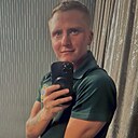 Знакомства: Илья, 26 лет, Жлобин
