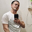 Знакомства: Андрей, 32 года, Тарко-Сале