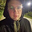 Знакомства: Рихард, 22 года, Арамиль