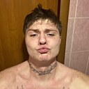 Знакомства: Илья, 21 год, Мариуполь