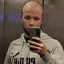 Знакомства: Денис, 25 лет, Саратов