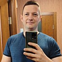 Знакомства: Максим, 41 год, Москва