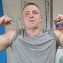 Знакомства: Макс, 25 лет, Магадан