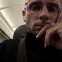 Знакомства: Дмитрий, 28 лет, Омск