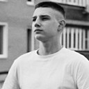Знакомства: Илья, 24 года, Курск