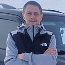 Знакомства: Дмитрий, 36 лет, Магадан