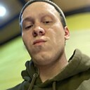 Знакомства: Рома, 27 лет, Томск
