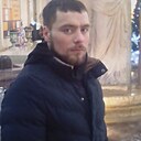 Знакомства: Толя, 28 лет, Омск