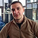 Знакомства: Антон, 32 года, Красноярск