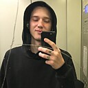 Знакомства: Максим, 30 лет, Камышин
