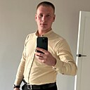 Знакомства: Максим, 33 года, Тюмень