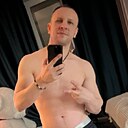 Знакомства: Евгений, 35 лет, Москва