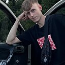 Знакомства: Денис, 24 года, Новополоцк