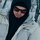 Знакомства: Izzatbee, 25 лет, Нальчик