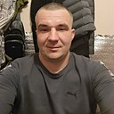Знакомства: Валера, 32 года, Новомосковск