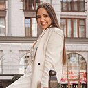 Знакомства: Полина, 26 лет, Москва