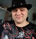 Знакомства: Олег, 33 года, Пермь